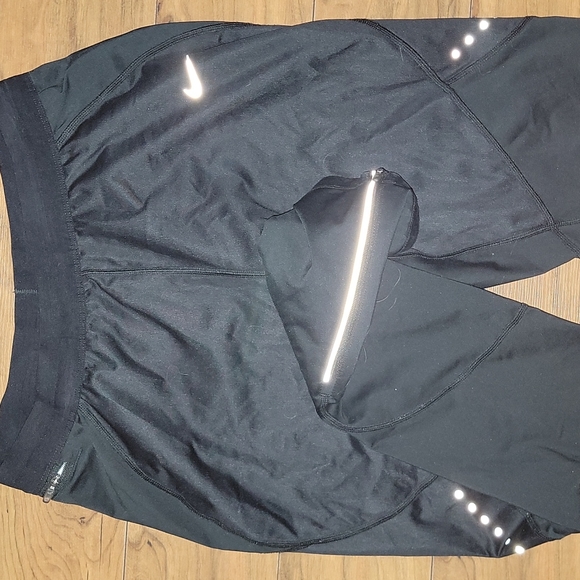 Nike pants - Picture 2 of 3